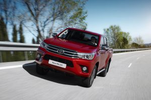 1476951080_yeni_hilux_3